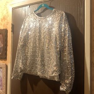 Gorgeous !! sequins top never been worn
